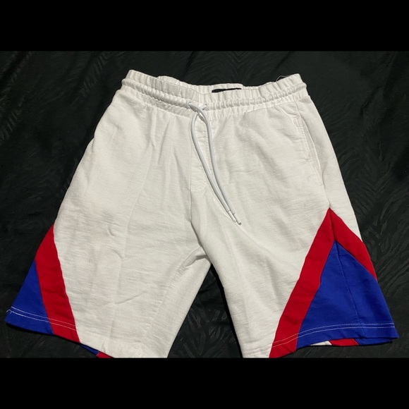 CSG - Picture 1 of 2